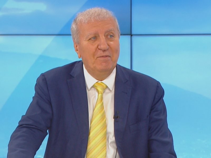 Aleksandır Tomov Indjov'un yerine yeni başkan yardımcısı adayı gösterdi