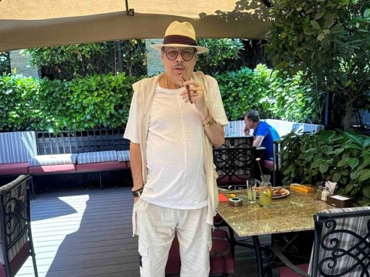 Kristina Dimitrova, 75. Yaşında Anılacak Olan Eski Eşi Ajan Tenev'i Andı: "Seni Asla Unutmayacağız"