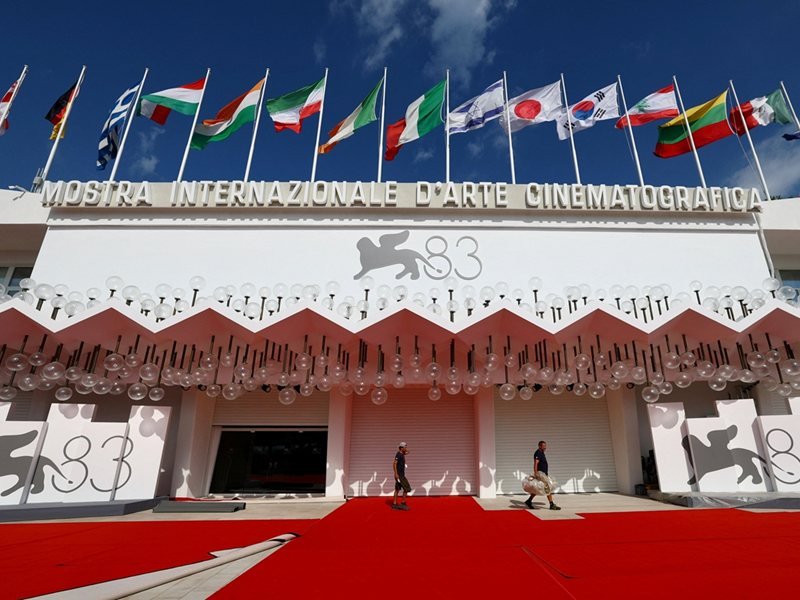 Venedik Film Festivali'nde Bulgaristan İzleri: Afişlere Dikkatli Bakmak Gerekiyor