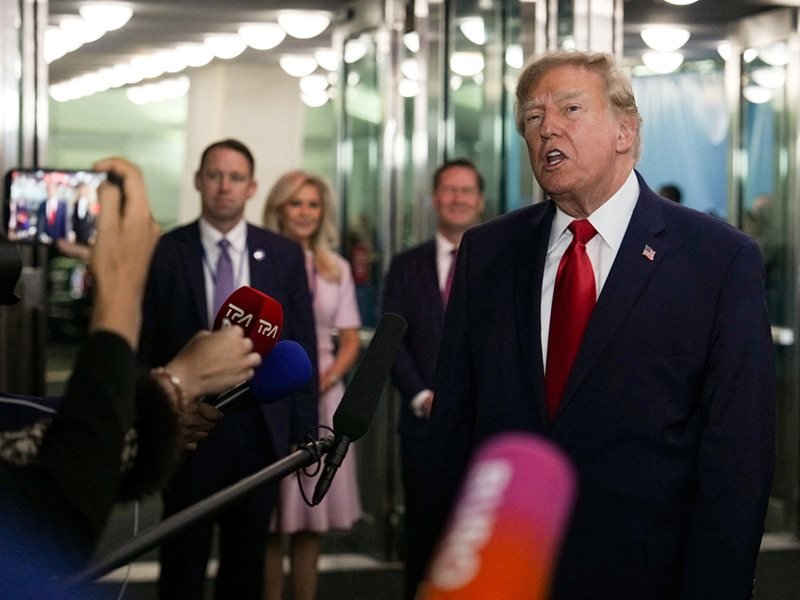 Trump BM'den CNN muhabirine: "Burada yeriniz yok"