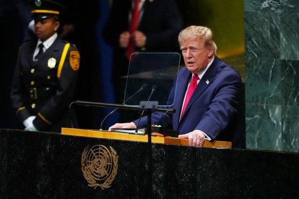 Trump'un tarihi konuşması BM'de: Amerika döndü, her zamankinden daha güçlü