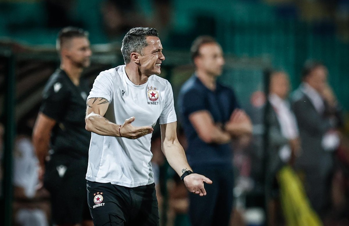 Hristo Yanev'e Beşinci Kez "İstifa" Çağrısı: Görevden Ayrılmıyor