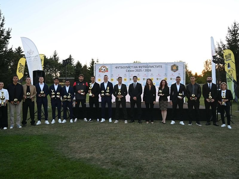 Saatler içinde - İvaylo Çoçev futbolcuların futbolcusu seçildi ve milli takımdan düştü