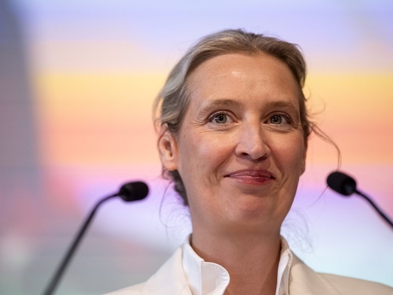 Weidel, Merz'den Hristiyan Demokratların ağır yenilgisi sonrası siyasi sorumluluk üstlenmesini istedi
