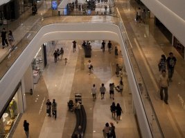 Küçük Mutlulukların Ekonomisi: 'Treatonomics' Çağı