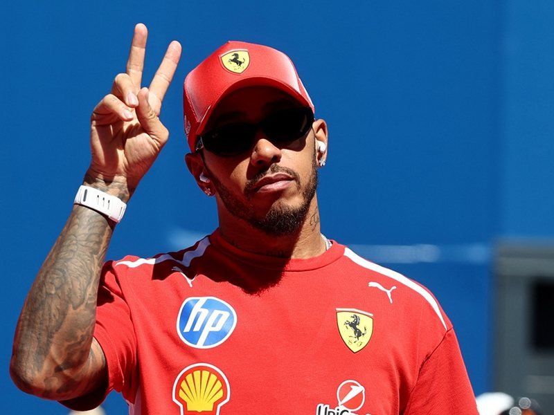 Hamilton: Antonelli'yi Formula 1 şampiyonluğuna durduracak kimse yok