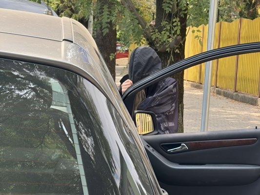 Sofia'da anaokulu önünde uyuşturucu, iki çocuk annesi gözaltına alındı