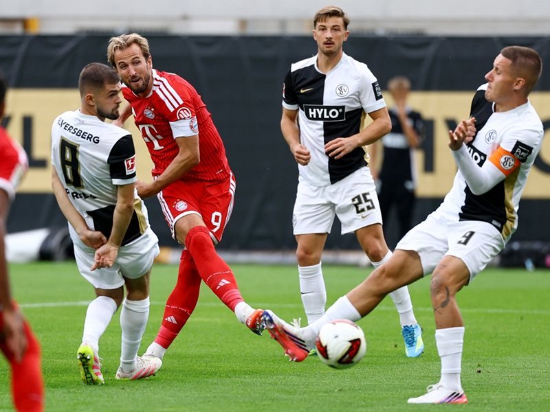 Bayern'e karşı onurlu mağlubiyette güçlü maç çıkaran Bulgar milli oyuncusu