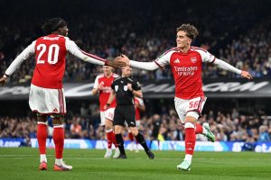 Arsenal ve Liverpool lig kupası'nda kaldı, yeni bir İngiliz yıldız doğdu