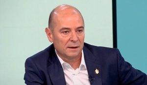 İçişleri Bakanlığı DAI'den kontrolü devralıyor. Devlet yol sistemini yeniden düzenliyor