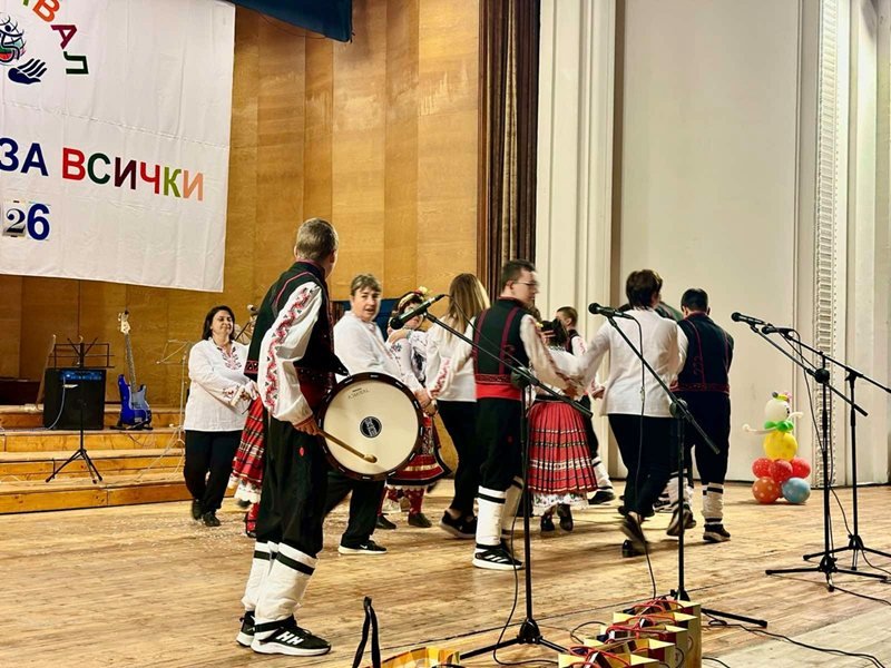 Penço Milkov "Dünya herkesindir" ulusal festivalinin 18. edisyonunu açtı