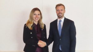 Bakan Petrova New York'ta Bulgaristan vizelerini görüştü