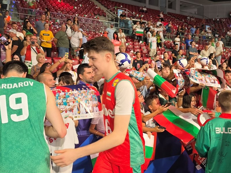 9 kez 'evet'! Bulgaristan'ın Avrupa'daki yeni oyuncuları evinde hayalini yaşıyor