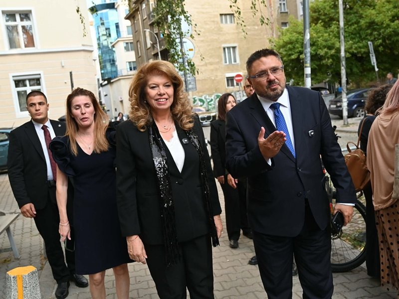 İliyana Yotova'nın Başkan Yardımcısı Adayı Kiril Valçev Belli Oldu: İnsanları Bölen Değil, Birleştiren Bir İsim