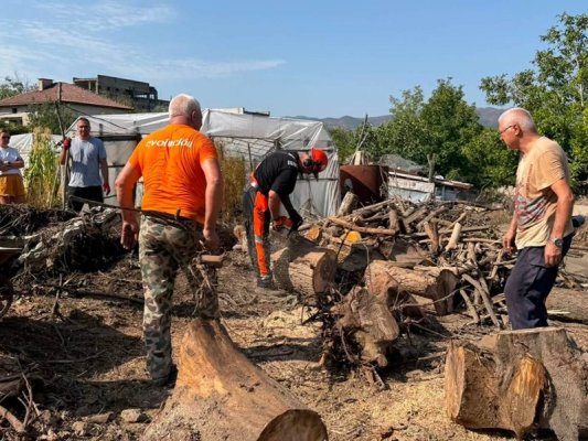Strumyani'deki Selden 34 Aile Etkilendi, 13'ü En Ağır Zararı Gördü
