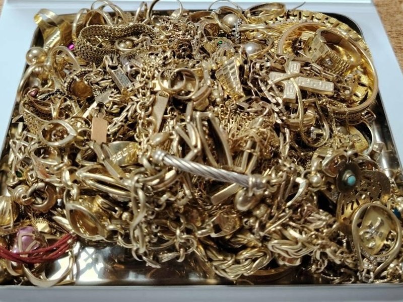 Lesovo Sınır Kapısı'nda 708 Gram Kaçak Altın Ele Geçirildi
