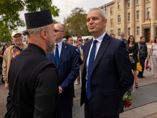Kostadin Kostadinov Rusçuk'tan: Bulgar halkının hayallerinden gelmeli kolektif hedef, kendini tayin etmiş politikacılardan değil