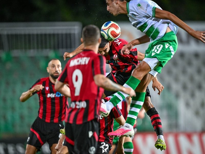 10 Kişiyle Loko Sofya Varna'da 0:2'den 2:2'ye Geldi