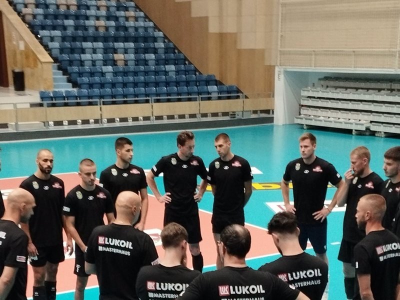 Neftochimik Hedeflerini Açıkladı: Üç Kupa ve Avrupa'da Başarı