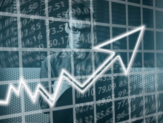 Euro Bölgesi'nde yatırımcı güveni dört yılın zirvesinde