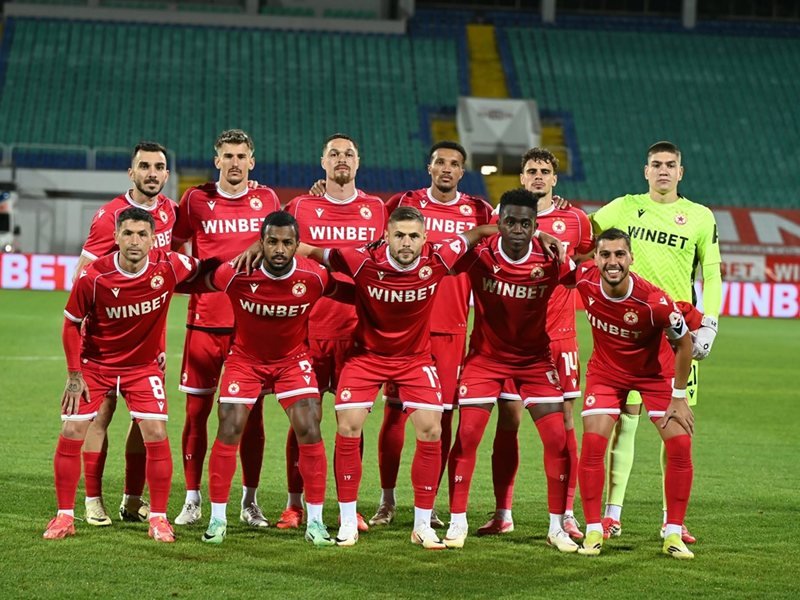 Valyo Iliev: CSKA yeni teknik direktörle ileri görüşmelerde, Hristo Yanev dinlenmeye ihtiyaç duyuyor
