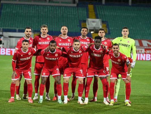 Valyo Iliev: CSKA yeni teknik direktörle ileri görüşmelerde, Hristo Yanev dinlenmeye ihtiyaç duyuyor