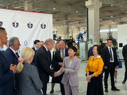 Radev, Bulgaristan'daki Çin yatırımlarını memnuniyetle karşıladı.