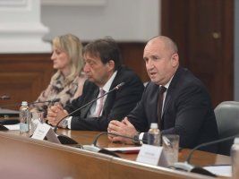 Radev: inşa edilmiş kesimlerde sembolik yol ücreti için bizzat baskı yapacağım