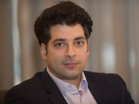 Pekanov: Hükümet giderek güçleniyor, en önemlisi Borisov ve Peevski tarafından yönetilmiyor