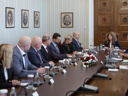 Yotova: Yapay zeka klasik mesleklerin büyük bir bölümünü etkileyecek