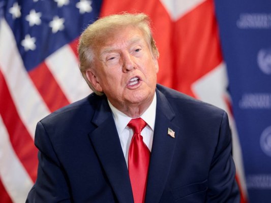 Trump: Amerika'nın İran ile 'çok iyi' üç saatlik görüşmesi oldu