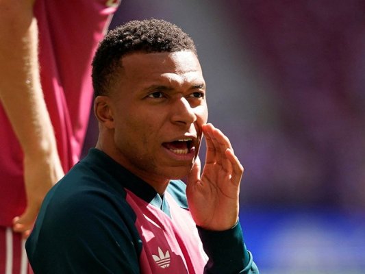 Mbappe: Zinedine Zidane tarafından yönetilmek filmde olmak gibi