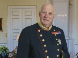 Norveç Kralı Harald V'in kız kardeşi ondan iki hafta sonra öldü