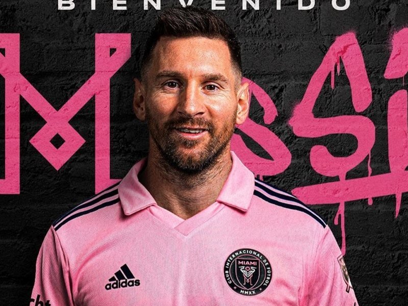 Messi kariyerinde 930. golü attı