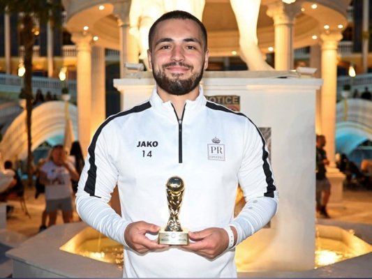 10 yıl sonra: 1 numaralı futbol yeteneği döner işi geliştiriyor