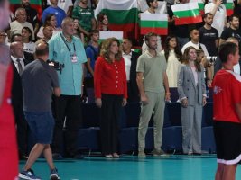 Bulgaristan, Cumhurbaşkanı İlyana Yotova ve 10 Bin Seyirci Önünde Sofya'daki Avrupa Şampiyonası'na Merhaba Dedi