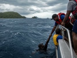 Vanuatu açıklarında feribot battı: 1 ölü, 30 kişi kayıp