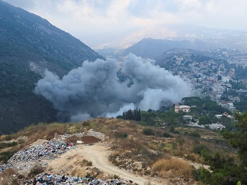 Güney Lübnan'da İsrail Saldırılarında En Az 11 Kişi Hayatını Kaybetti