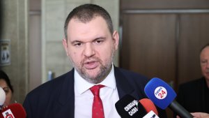 Peevski: Demerdjiev'i hakkımdaki uydurmalar için savcılığa veriyorum