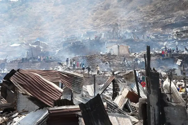 Kongo'da iki okulda trajedi! 24 çocuk hayatını kaybetti