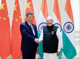 Xi Jinping ve Narendra Modi Çin-Hindistan ilişkilerinin gelişimini görüştü