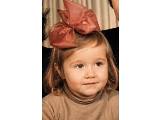 Çocukluk fotoğrafları ve sadece iki kelime: #Азсме – Halk Tiyatrosu oyuncuları Facebook'u şaşırttı