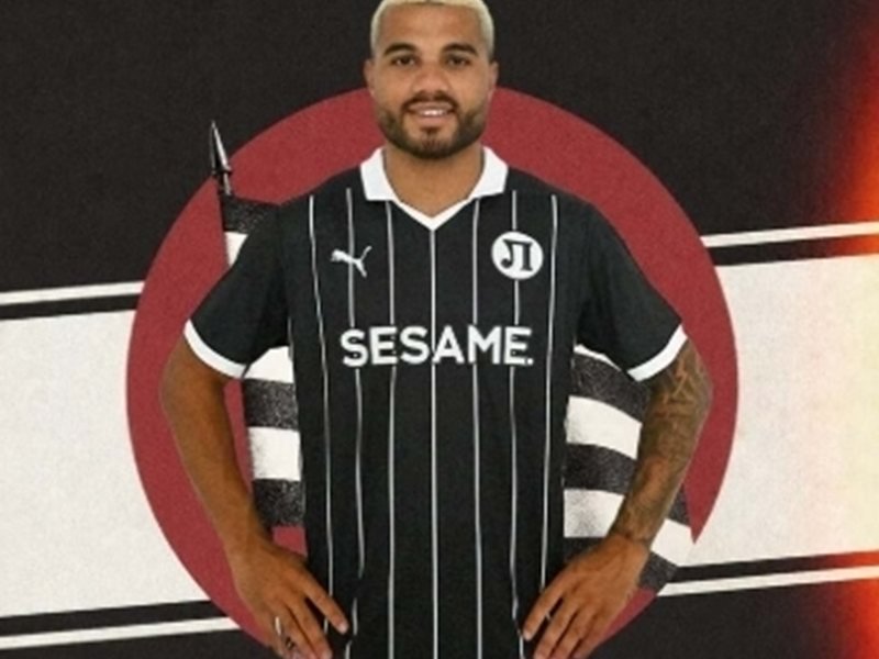 Loko Plovdiv, Hollandalı Forvet Anton Fase'yi Endonezya'dan Geri Getirdi