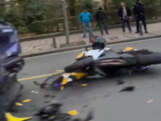 Rusçuk'ta motosiklet araca çarptı, 40 yaşındaki adam öldü, arkadaşısı hastanede