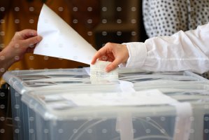 Trend anketi: Bulgaristan cumhurbaşkanlığı seçiminde katılım %47, Iotova-Valchev %45,9 ile önde