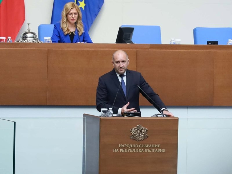 DPS lideri Peevski: 36 fatura kanıtlanırsa istifa ederim yoksa Radev istifa etmeli
