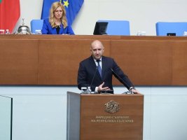 DPS lideri Peevski: 36 fatura kanıtlanırsa istifa ederim yoksa Radev istifa etmeli