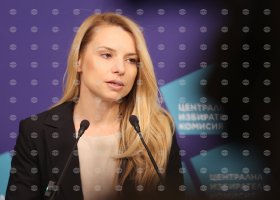Bulgaristan'da cumhurbaşkanlığı seçimi için tüm sandıklar açıldı