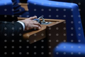 Bulgaristan Ulusal Meclisi Starlink anten saldırısı ve cumhurbaşkanlığı affı için olağanüstü oturum düzenleyecek