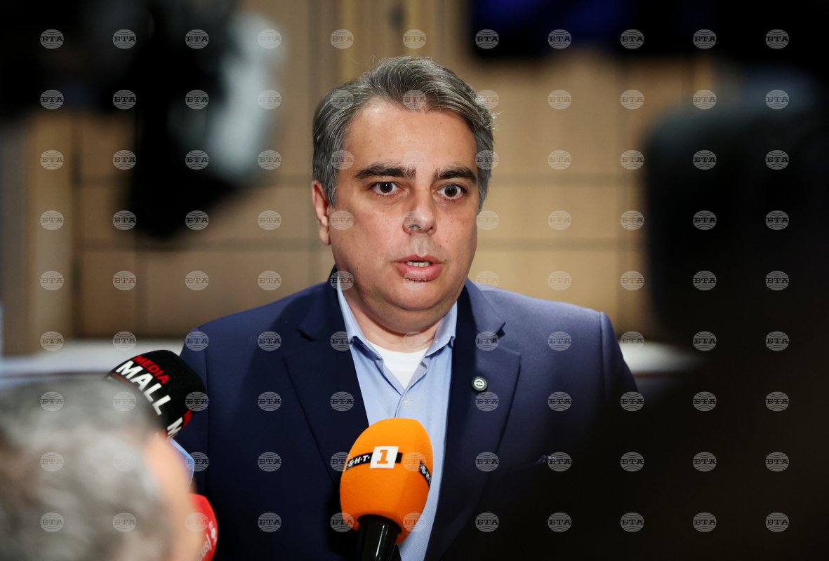 Devam Et Değişim lideri Assen Vassilev: Radev ve Iotova savaşı Bulgaristan’a getirdi